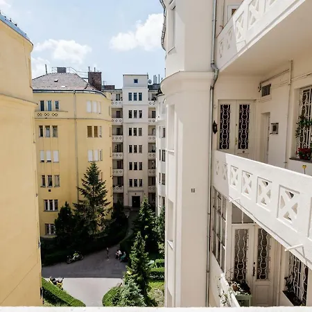Apartman Bpr Gellért Family *