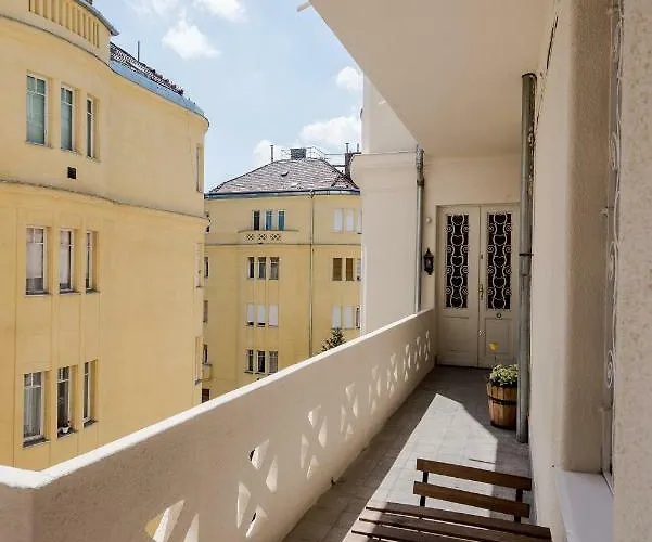 Gellert Family * Budapest